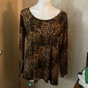 Very cute Lularoe top ❤️